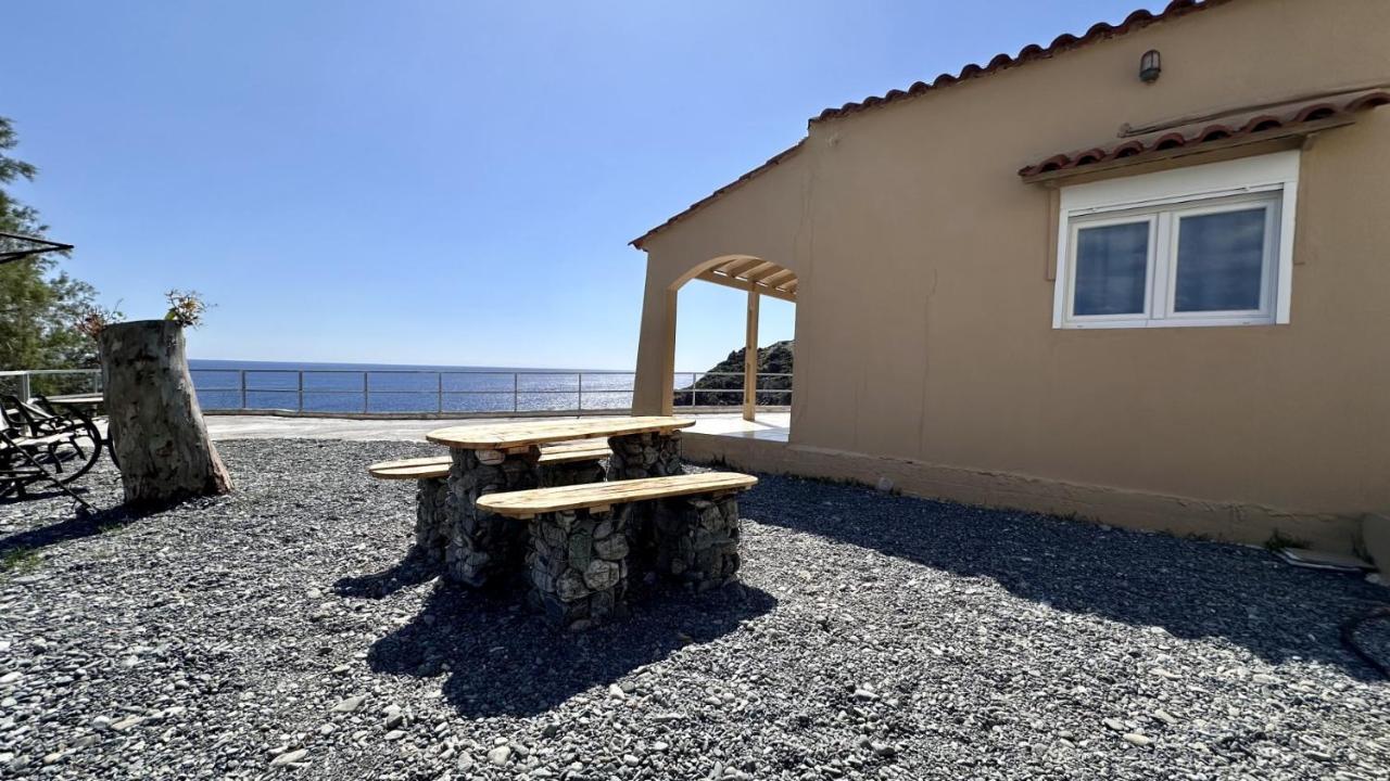 Sfinias Apartments Kalí Limenes Exterior foto